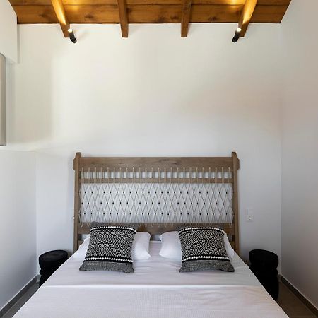 Lichnos Luxury Suites Sourpi Exterior foto