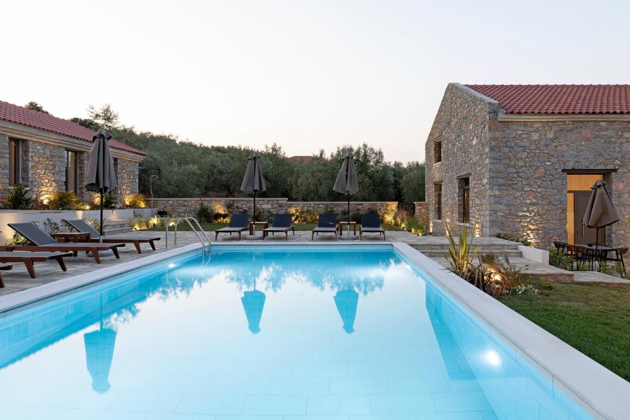 Lichnos Luxury Suites Sourpi Exterior foto
