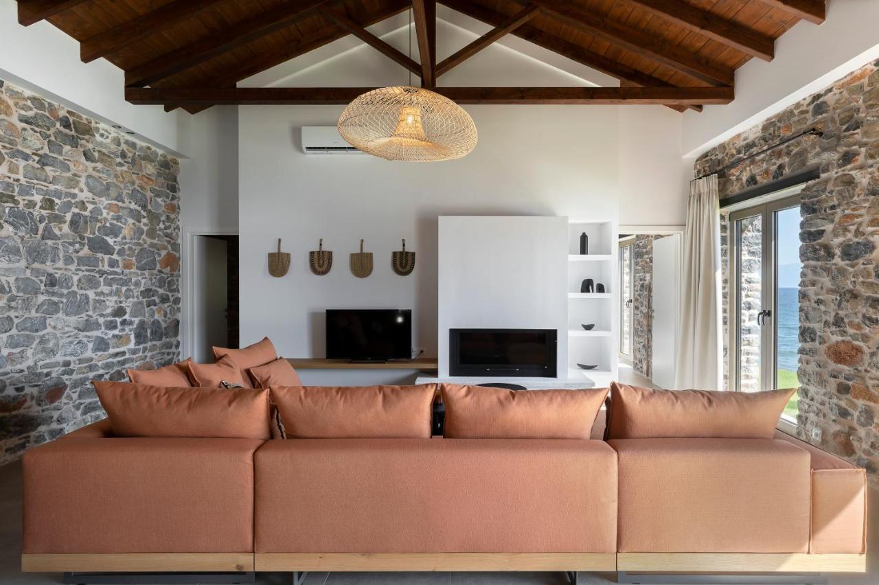 Lichnos Luxury Suites Sourpi Exterior foto